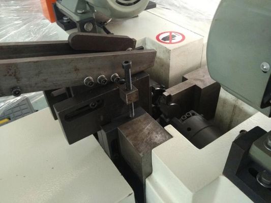 Präzisions-End-Chamfering-Maschine Doppelkopf-Rundrohr-/Rundstang-Chamfering-Mühle