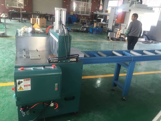 L455CNC OEM Automatische Hochgeschwindigkeits- und Präzisionssäge aus Aluminium