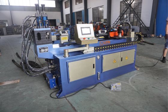 CK40CNC Rohr-Loch-Punching-Maschine Hochgenauigkeit CNC automatische Bar-Punching