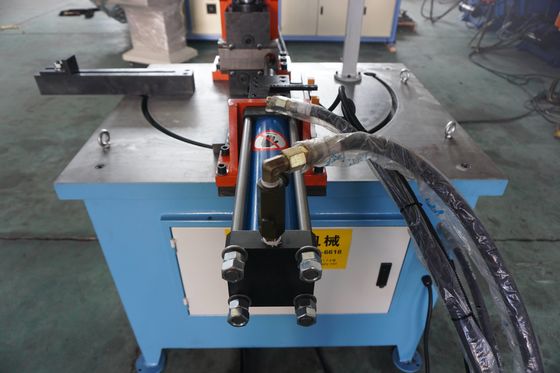 25 mm 35 mm Blade Fixed Angle Hochgeschwindigkeitsnotching-Maschine